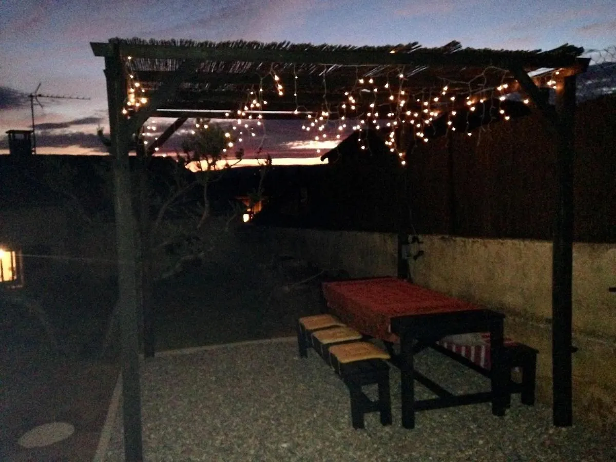 Villa Le Jardin D'Auguste Roussillon en Isere 0*,  Francia