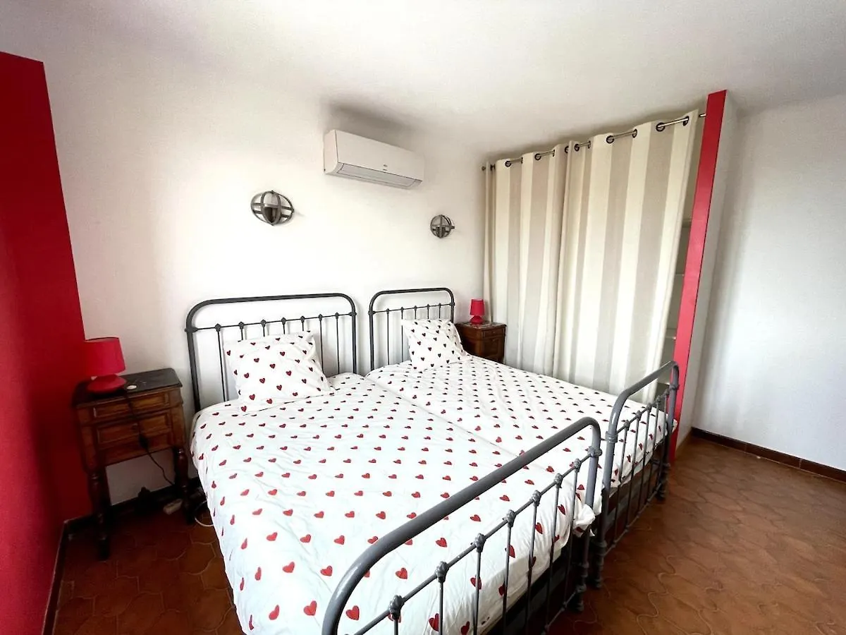 Villa Le Jardin D'Auguste Roussillon en Isere 0*,