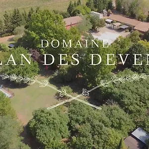  Hébergement de vacances Domaine Plan Des Dévens